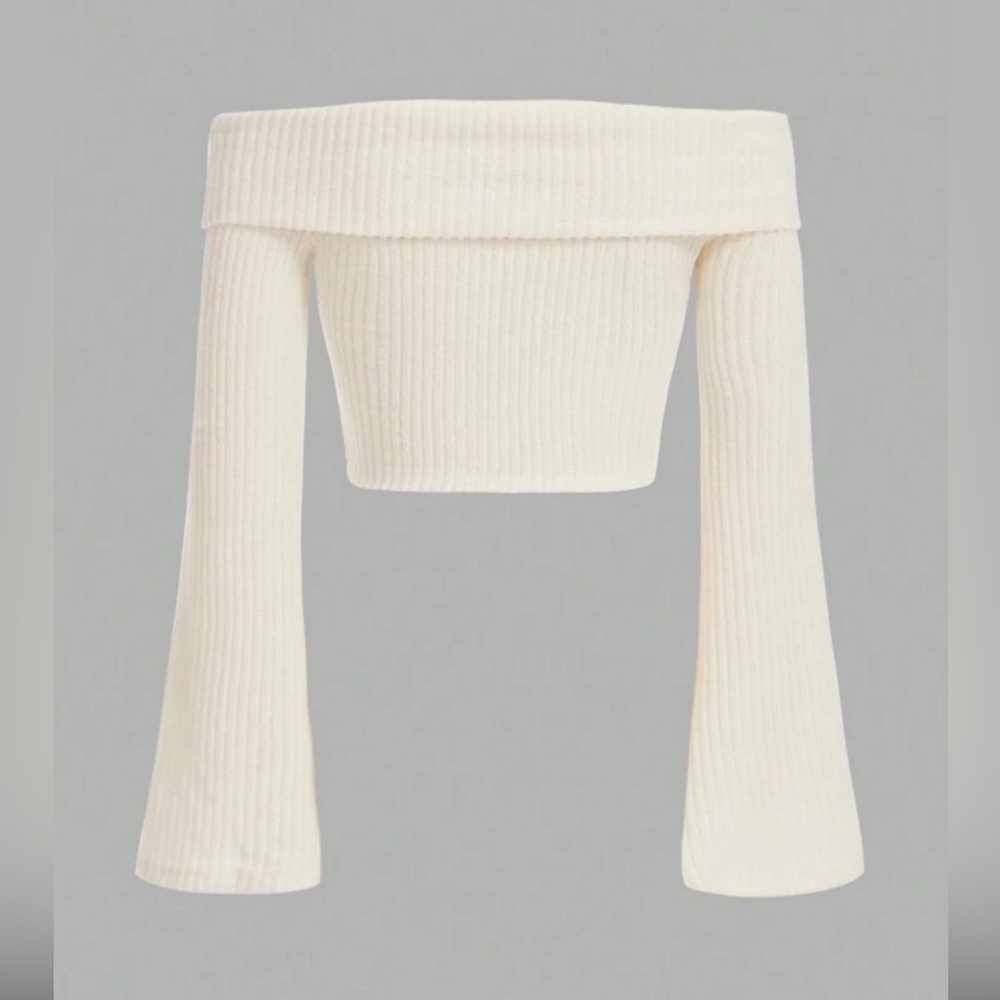 Off-Shoulder Ribbed Crop Sweater - Cream - Picture 3 of 13